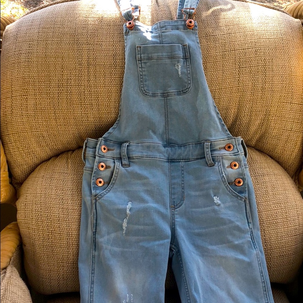 Light washed denim overalls